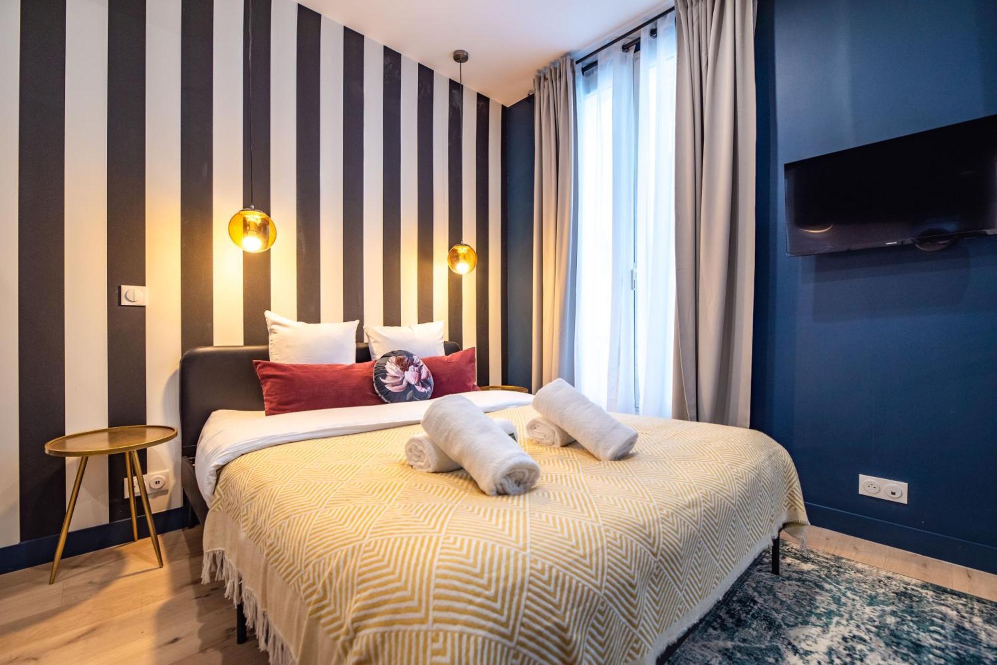 Monsieur Pigalle Paris Quarto foto